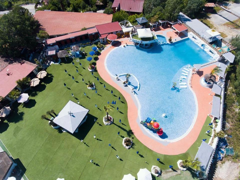 Relais Il Feudo Panzió Beltiglio Kültér fotó