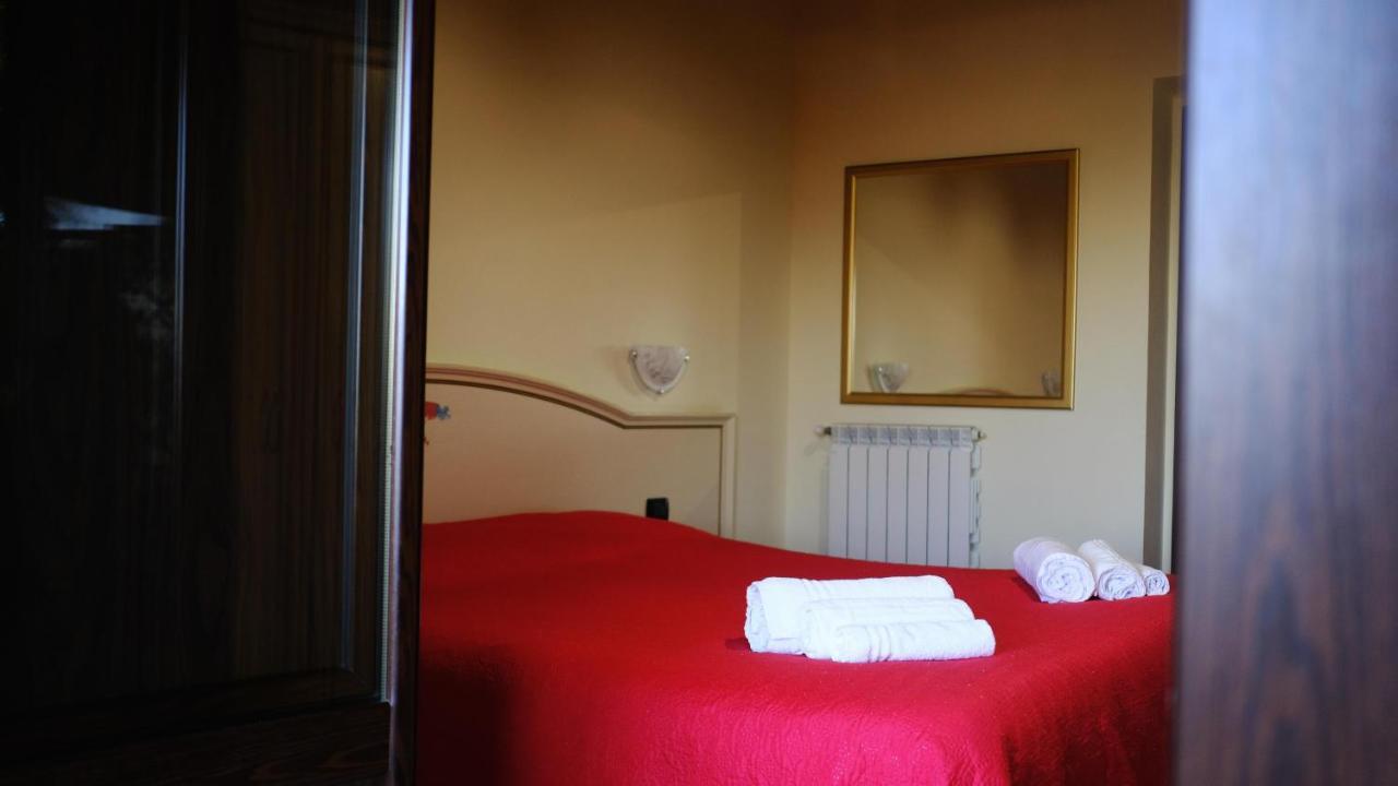 Relais Il Feudo Panzió Beltiglio Kültér fotó