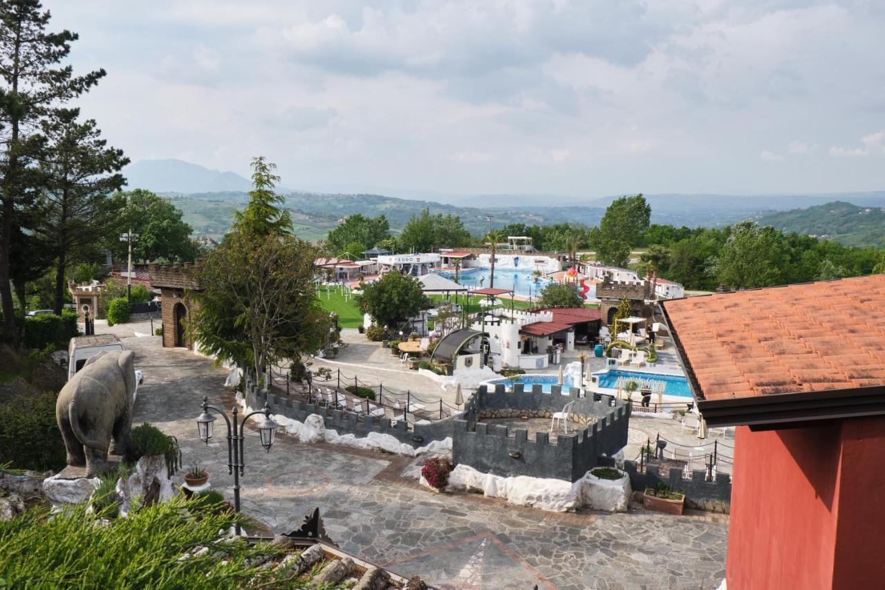 Relais Il Feudo Panzió Beltiglio Kültér fotó