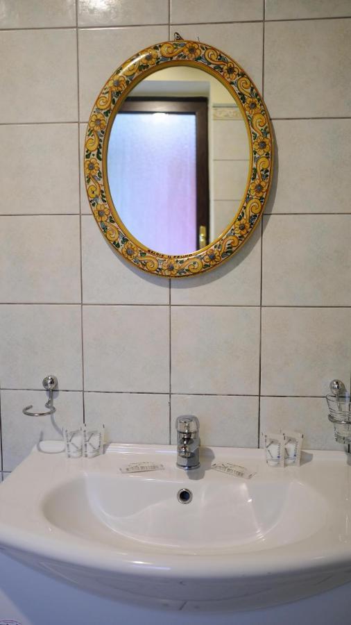 Relais Il Feudo Panzió Beltiglio Kültér fotó