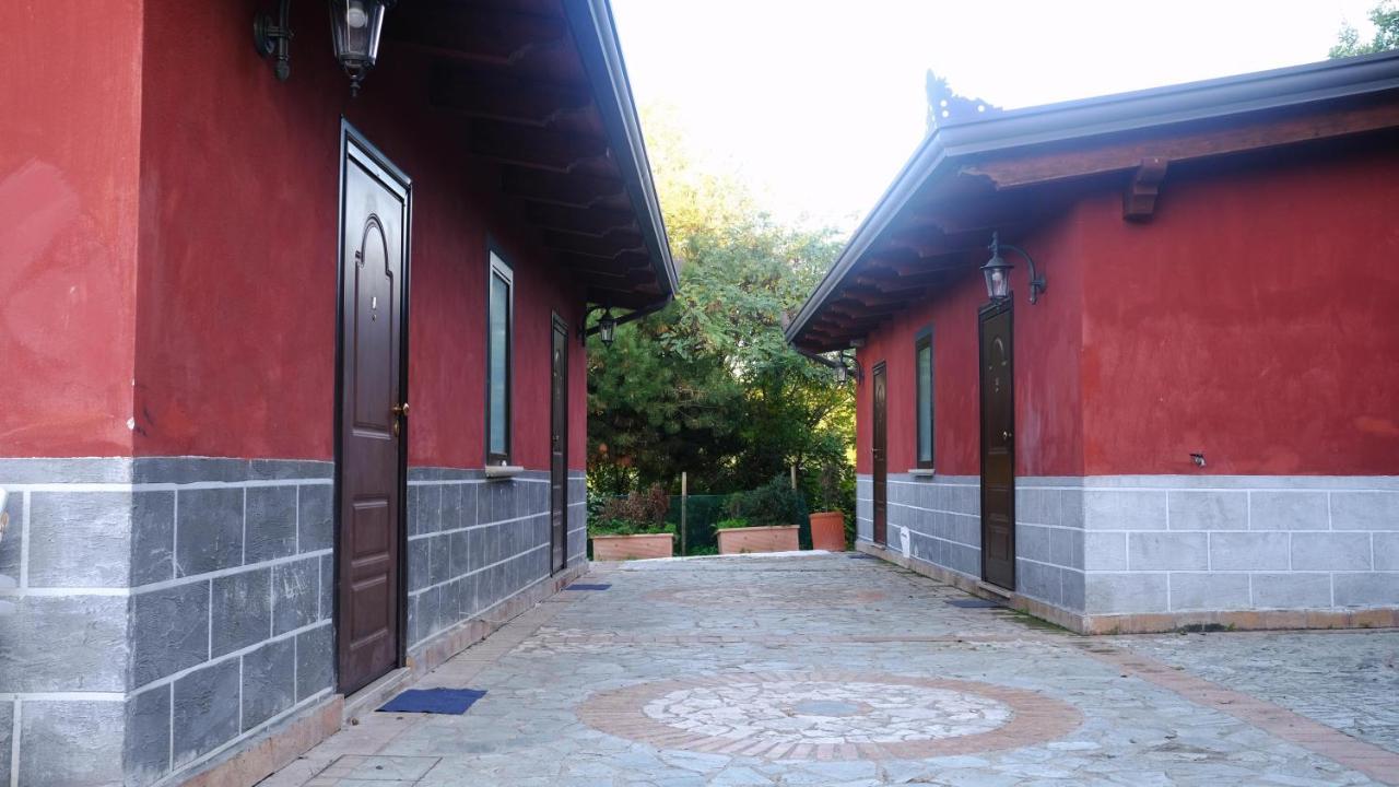Relais Il Feudo Panzió Beltiglio Kültér fotó